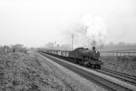 BR(W) 2800 class 2894 near Ascott-under-Wychwood, Oxfordshire with a down Mineral service on Saturday 06 Apr 1963 - D. Esau [157165]