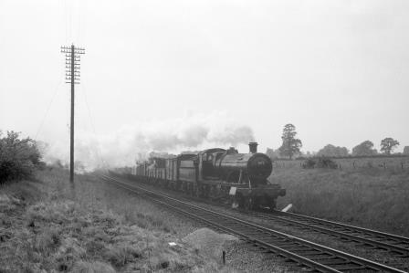 BR(W) 2800 class 2875 near Royal Wootton Bassett, Wiltshire with an up Freight service on Saturday 20 May 1961 - D. Esau [157218]