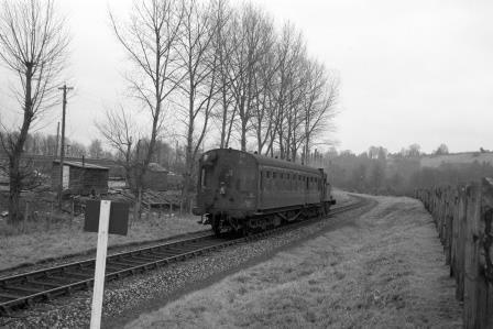 BR(W) 1400 class 1445 near Marlow, Buckinghamshire with a service from Bourne End on Saturday 20 Jan 1962 - D. Esau [157386]