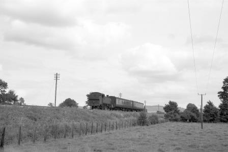 BR(W) 6100 class 6149 near Bledlow, Buckinghamshire with a service to Oxford on Saturday 25 Aug 1962 - D. Esau [157433]