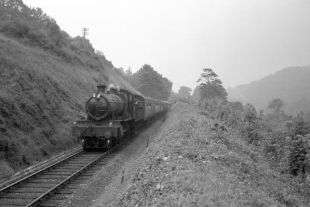 BR(W) Manor class 7824 'Iford Manor' circa 1960 - D. Esau [157666]