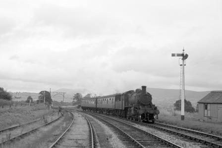 BR(M) 2MT class 46508 at Talyllyn Junction, Glamorgan with a service to Brecon circa 07 April 1961 - D. Esau [157701]