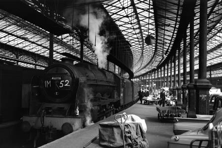 BR(M) Royal Scot class 46116 'Irish Guardsman' at Euston Station, Greater London on Saturday 30 Jun 1962 - D. Esau [157784]
