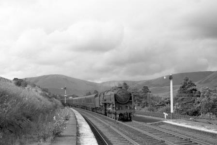 BR Std Clan class 72003 'Clan Fraser' at Low Gill, Cumbria with a Southbound on Friday 04 Aug 1961 - D. Esau [157824]