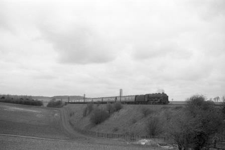 BR(M) Royal Scot class near Luton, Bedfordshire with an up Express service on Saturday 04 Feb 1961 - D. Esau [157855]