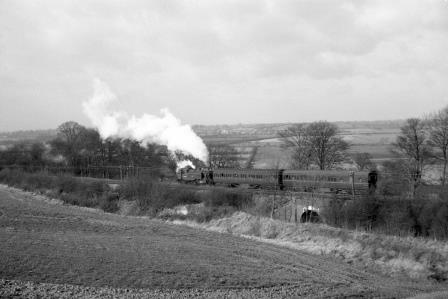 BR Std 2MT class 84004 at Blow's Down, Bedfordshire with a Dunstable Town - Luton Bute Street service on Saturday 30 Jun 1962 - D. Esau [157915]