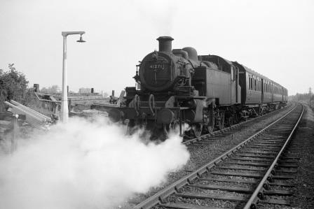 BR(M) 2MT class 41271 at Great Linford, Bedfordshire with a Train to Newport Pagnell on Saturday 14 Apr 1962 - D. Esau [157916]