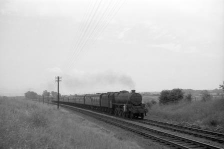 BR(M) 5MT class 45116 near Aylesbury, Buckinghamshire with a Southbound on Saturday 01 Jul 1961 - D. Esau [157923]