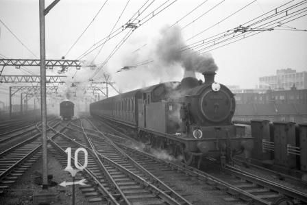 BR(E) N7 class 69656 at Bethnal Green, Greater London with a Liverpool Street Suburban Service on Tuesday 01 Nov 1960 - D. Esau [158249]