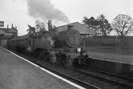 BR(S) J2 class 32326 at Eridge Station, East Sussex with a service to Eastbourne circa 1952 - C.A.K. Saunders [159008]