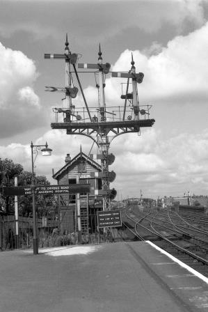 Bromley (LTSR) Station, Greater London on Monday 13 Jul 1959 - J.H.W. Kent [200179]