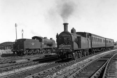 BR(S) M7 class 30106 leaving Poole, Dorset with a Heading to Wareham for Swanage branch on Saturday 18 Jul 1959 - J.H.W. Kent [200282]