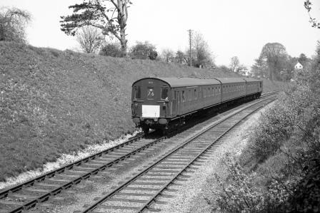 BR(S) Class 205 1123 at Alton, Hampshire with the 2.03pm - Southampton Central service on Sunday 01 May 1966 - J. Scrace [233061]