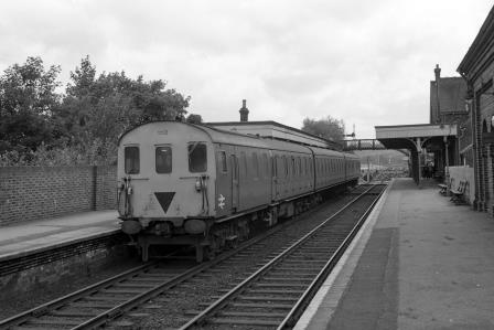 BR(S) Class 205 1112 at Uckfield Station, East Sussex with the 10.10am to Oxted on Wednesday 03 Sep 1969 - J. Scrace [233179]