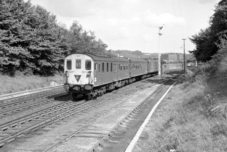 BR(S) Class 206 1201 at Redhill, Surrey with the 8.13am Reading - Tonbridge service on Sunday 08 Aug 1971 - J. Scrace [233220]