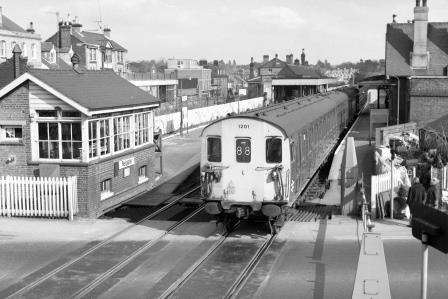 BR(S) Class 206 1201 at Reigate Station, Surrey with the 2.46pm Tonbridge - Reading service on Tuesday 27 Mar 1973 - J. Scrace [233277]