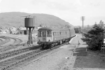 BR(W) Class 103 at Blaenau Ffestiniog Station, Gwynedd with the 3.26pm Blaenau Ffestiniog - Llandudno service on Thursday 31 May 1973 - J. Scrace [233307]