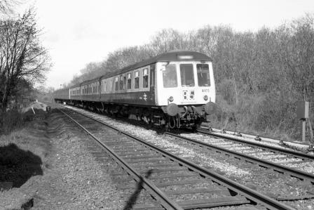 BR(S) B572 at Dean Hill, Hampshire with the 9.45am Salisbury - Portsmouth Harbour service on Sunday 20 Apr 1975 - J. Scrace [233352]