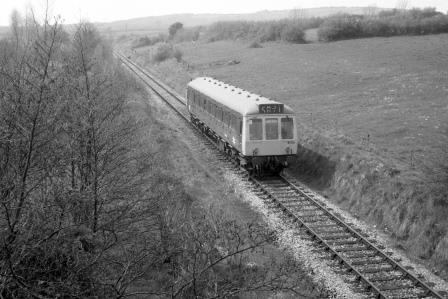 BR(W) Class 121 B135 at Toller, Dorset with the 1.55pm Bridport - Maiden Newton service on Wednesday 23 Apr 1975 - J. Scrace [233358]