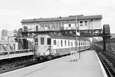 BR(S) Class 203 1033 at Charing Cross Station, Greater London with the 1.43pm Hastings - Charing Cross service on Wednesday 28 Apr 1976 - J. Scrace [233398]