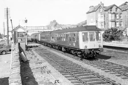 BR(W) Class 108 M56503 at Barmouth, Gwynedd with the 12.15pm Pwhelli to Machynlleth on Friday 26 Aug 1977 - J. Scrace [233443]