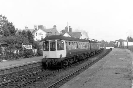 BR(W) Class 103 at Criccieth Station, Gwynedd with the 9.45am Wolverhampton to Pwhelli on Thursday 01 Jun 1978 - J. Scrace [233461]