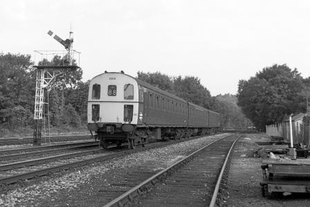 BR(S) Class 207 1305 at Oxted, Surrey with the 5.12pm Uckfield to Victoria on Monday 17 Jul 1978 - J. Scrace [233478]