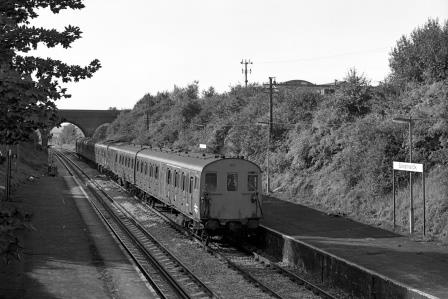 BR(S) Class 205 1121 at Swanwick Station, Hampshire with the 3.42pm Salisbury - Portsmouth & Southsea service on Friday 15 Sep 1978 - J. Scrace [233493]