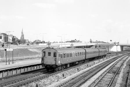 BR(S) Class 205 1133 at Millbrook Station, Hampshire with the 12.40pm Portsmouth & Southsea to Romsey on Easter Saturday 05 Apr 1980 - J. Scrace [233530]