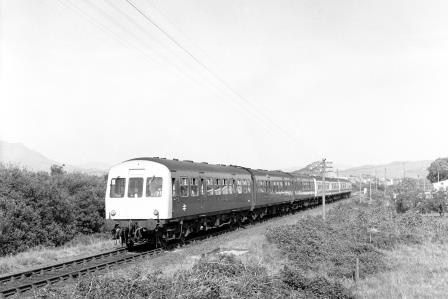 BR(W) Class 101 at Porthmadog, Gwynedd with the 2.43pm Machynlleth to Pwhelli on Saturday 24 May 1980 - J. Scrace [233534]