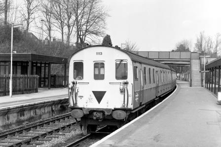 BR(S) Class 205 1113 at East Grinstead Station, West Sussex with the 1.30pm London Bridge - East Grinstead service on Monday 09 Apr 1984 - J. Scrace [233639]