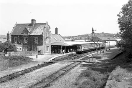 BR(W) Class 118 P463 at Barnstaple Station, Devon with the 1.58pm Exeter St. Davids - Barnstaple service on Wednesday 30 May 1984 - J. Scrace [233654]