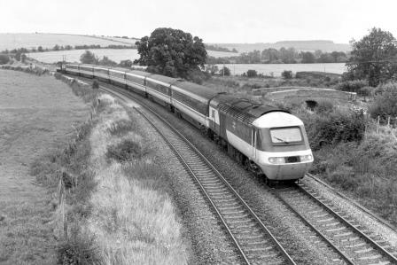 BR(W) Class 43 at Crofton, Wiltshire with the 12.40pm Paddington - Plymouth service on Wednesday 04 Sep 1985 - J. Scrace [233688]