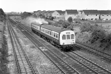 BR(W) Class 101 C800 at Sutton Bridge Junction, Greater London with the 3.55pm Shrewsbury - Swansea service on Friday 23 May 1986 - J. Scrace [233744]