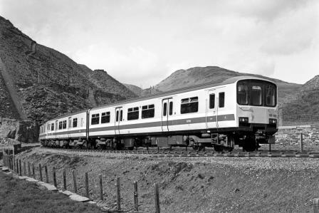 BR(W) Class 150 150112 at Blaenau Ffestiniog, Gwynedd with the 2.40pm Llandudno - Blaenau Ffestiniog service on Bank Holiday Monday 26 May 1986 - J. Scrace [233749]