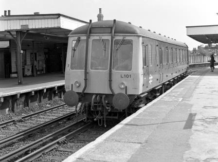 BR(S) Class 122 L101 at Lewisham Station, Greater London with a Route Learning Trip on Thursday 06 Aug 1987 - J. Scrace [233777]