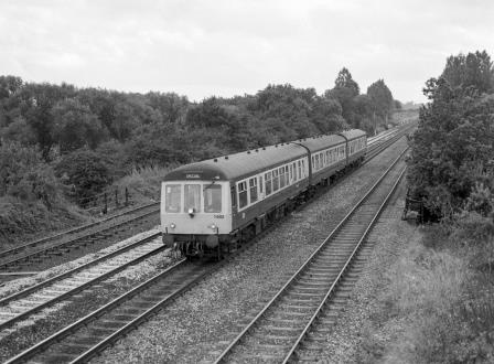 BR(W) Class 108 T902 at Sutton Bridge Junction, Greater London with a Special Service on Friday 21 Aug 1987 - J. Scrace [233779]