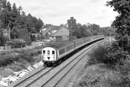 BR(S) Class 205 205012 & BR(S) Class 207 207002 at Crowborough, East Sussex with an Oxted - Uckfield service on Saturday 01 Oct 1988 - J. Scrace [233851]