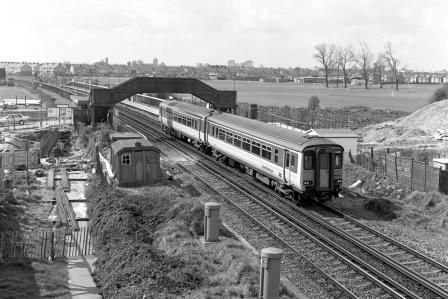 BR(S) Class 156 156466 at Hilsea, Hampshire with an Empty Stock on Friday 14 Apr 1989 - J. Scrace [233906]