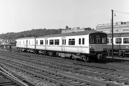 BR(S) Class 150 DB999601 at Redhill, Surrey on Friday 04 Aug 1989 - J. Scrace [233929]