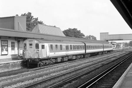 BR(S) Class 205 205032 at Redhill Station, Surrey with the 9.53am Reigate - Tonbridge service on Wednesday 18 Aug 1993 - J. Scrace [233985]
