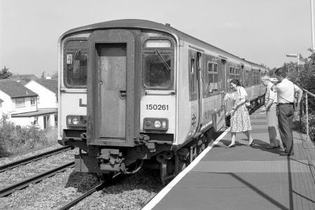 BR(S) Class 150 150261 at Dilton Marsh Station, Wiltshire with the 10.31am Bristol - Southampton service on Tuesday 17 Aug 1993 - J. Scrace [233989]