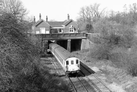 NSE Class 205 205008 at Eridge, East Sussex with the 12.04pm Oxted - Uckfield service on Thursday 10 Mar 1994 - J. Scrace [234009]