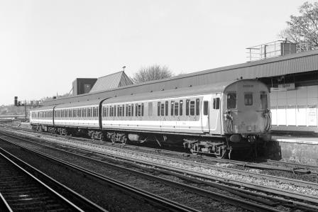 NSE Class 205 205032 at Redhill Station, Surrey with the 9.10am Tonbridge - Reigate service on Tuesday 26 Apr 1994 - J. Scrace [234025]