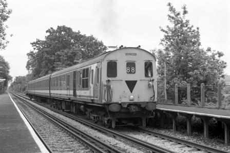NSE Class 205 205033 at Leigh Station, Surrey with the 1.43pm Tonbridge - Reigate service on Friday 27 May 1994 - J. Scrace [234047]