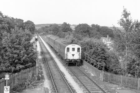 BR(S) Class 205 205029 at Crowborough, East Sussex with the 5.04pm Oxted - Uckfield service on Tuesday 12 Jul 1994 - J. Scrace [234056]