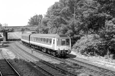 NSE Class 117 117706 at Kensington Olympia, Greater London with the 1.14pm Willesden Junction (HL) - Clapham Junction s service on Friday 30 Jun 1995 - J. Scrace [234081]