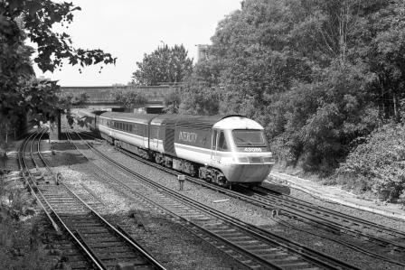 Inter City Class 43 43086 at Kensington Olympia, Greater London on Thursday 20 Jul 1995 - J. Scrace [234101]