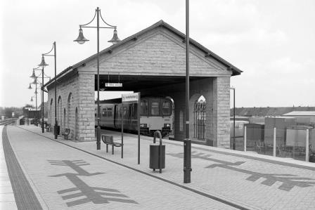 Regional Railways Class 150 150126 at Mansfield Woodhouse Station, Nottinghamshire with the 1.17pm Mansfield Woodhouse - Nottingham service on Tuesday 02 Apr 1996 - J. Scrace [234113]