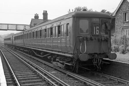 BR(S) Class 2-NOL 1820 at Falmer Station, East Sussex with the 3.44pm Brighton - Ore service on Tuesday 08 Jul 1958 - J. Scrace [234142]